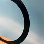 Custom Circular Tempered Glass Panel with Silk-Printed Black Border for Solar Applications - 图片 4